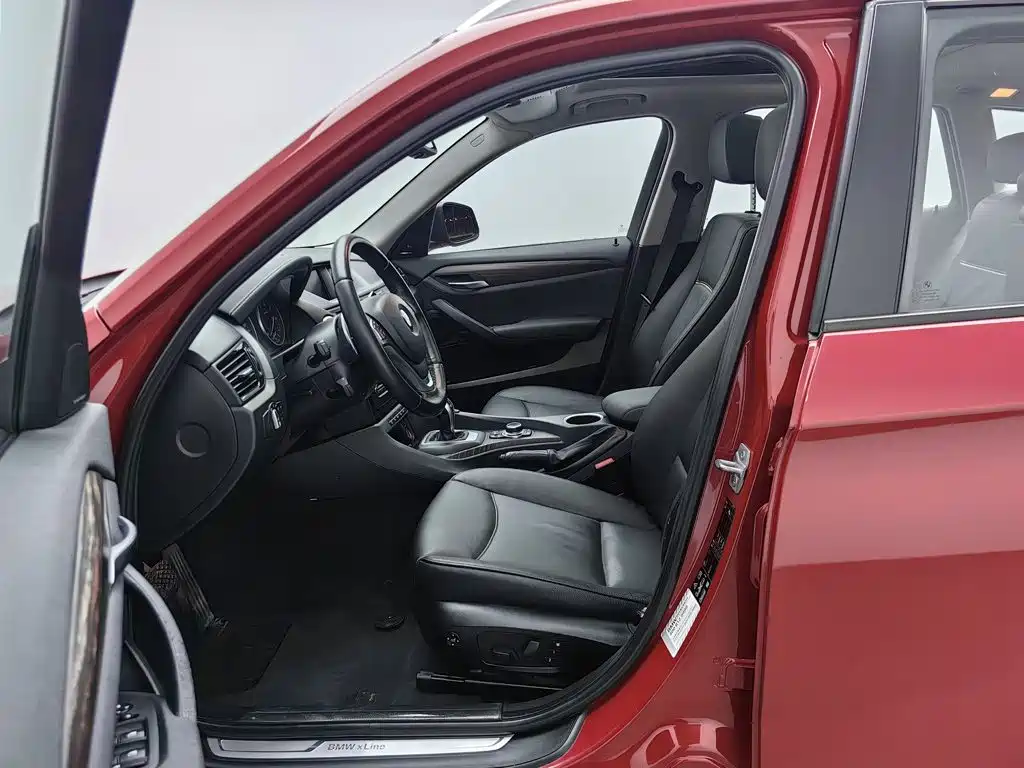 BMW X1 — миниатюра 10