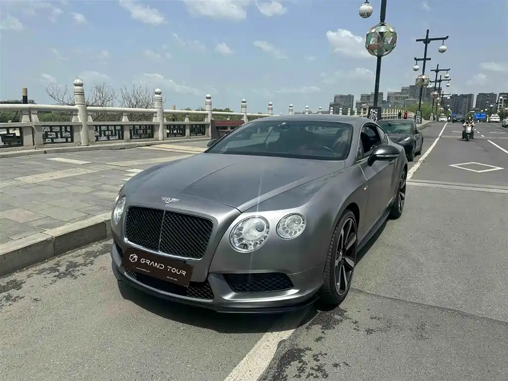 Bentley Continental 2016