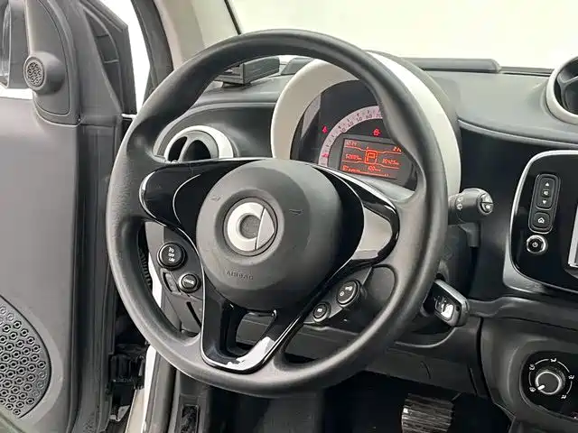 smart Smart Fortwo — миниатюра 19