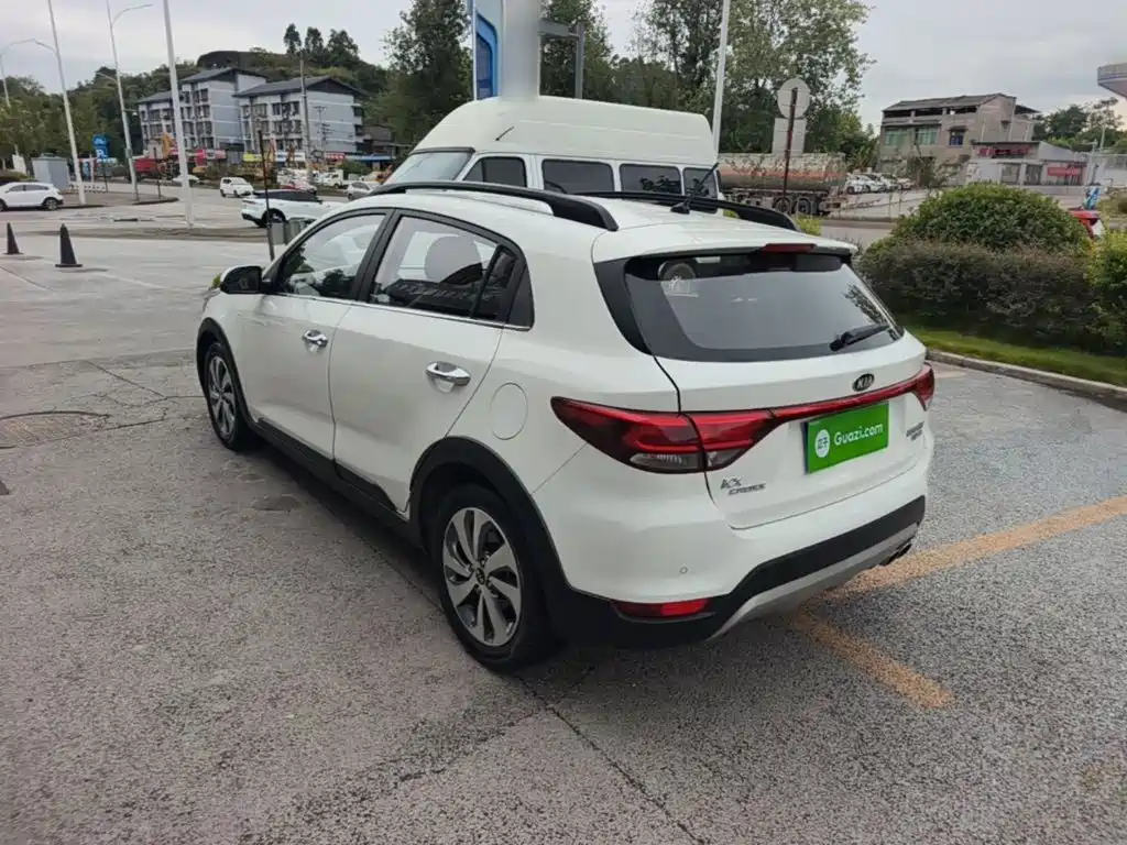 Kia KX Cross — миниатюра 5