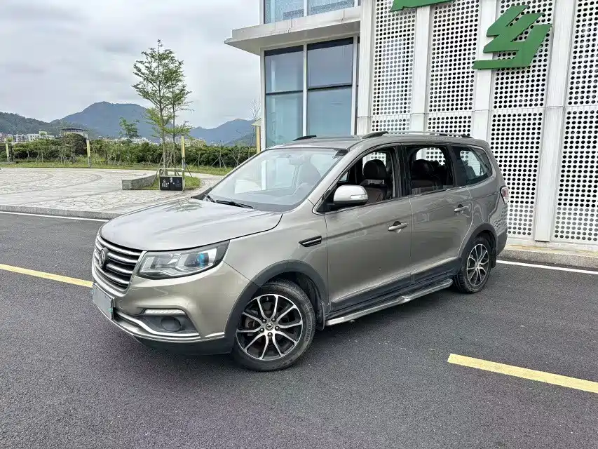 Fengxing Fengxing SX6 — миниатюра 4
