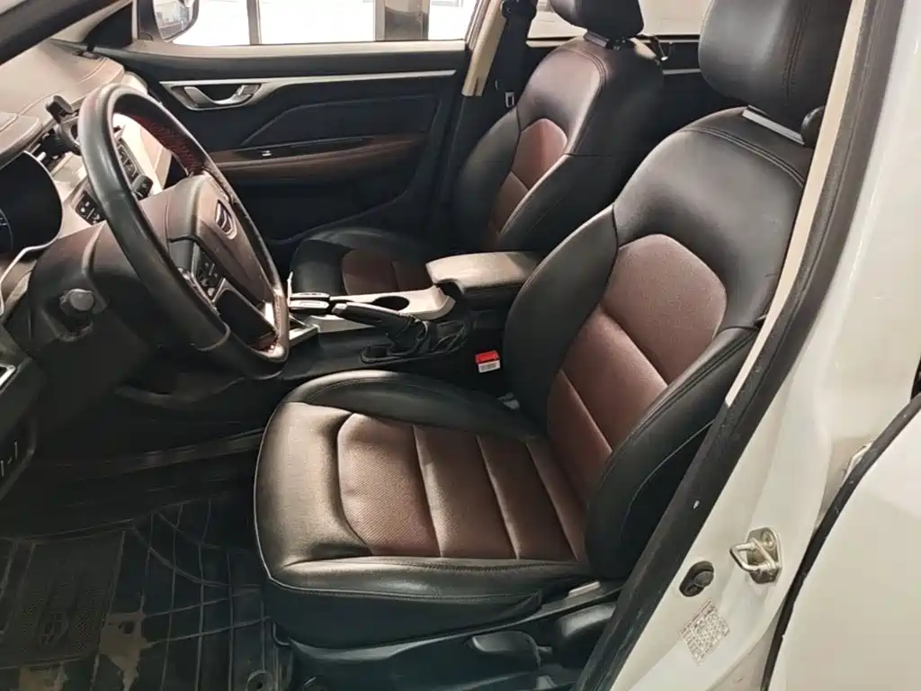 Geely Vision — миниатюра 15