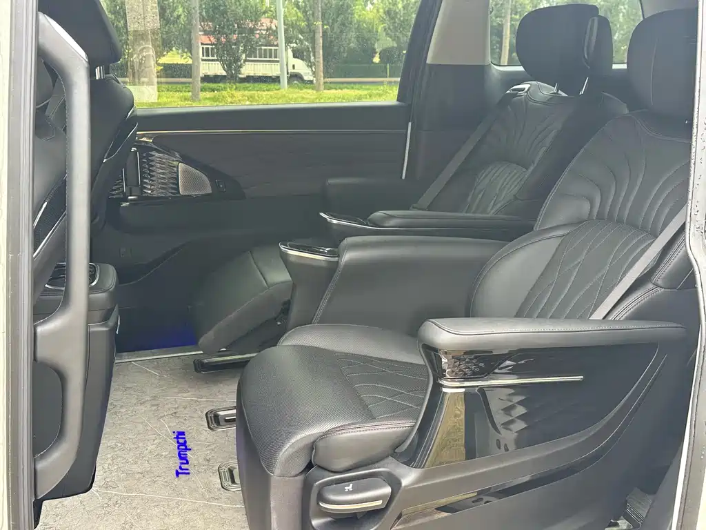 GAC Motor Trumpchi M8 — миниатюра 5