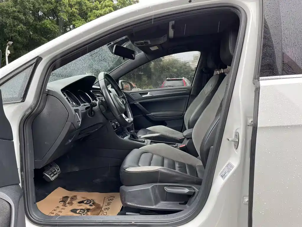 Volkswagen Golf 2017 280TSI AT R-Line