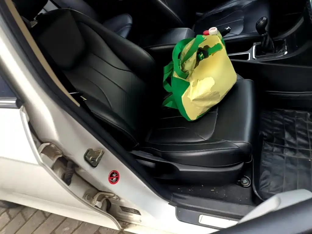 Geely Emgrand — миниатюра 25