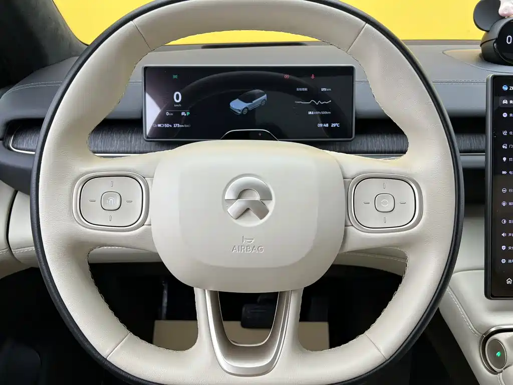 NIO ES6 — миниатюра 16