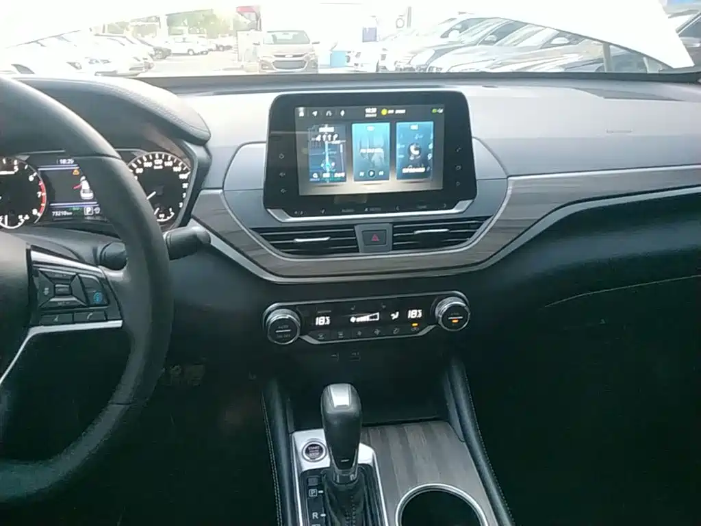 Nissan Teana — миниатюра 13