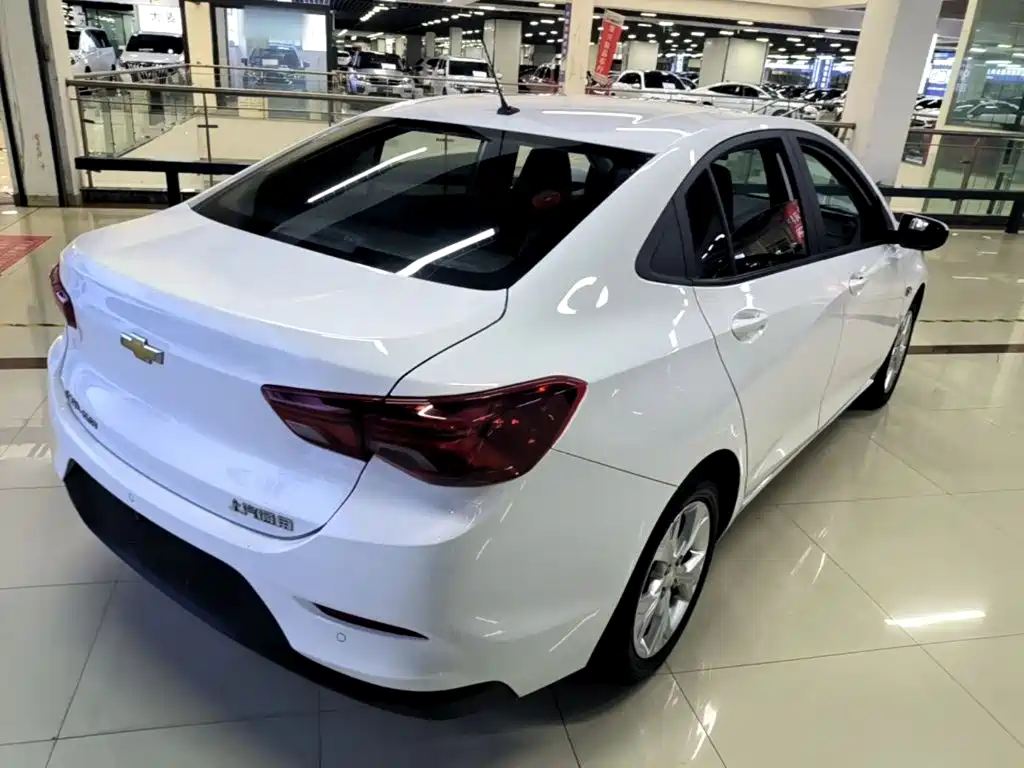 Chevrolet Cavalier — миниатюра 7