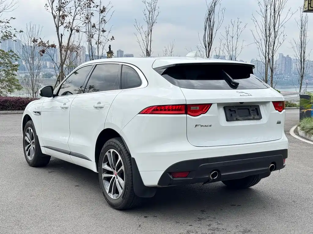 Jaguar F-Pace 2016 3.0 SC R-Sport Sport