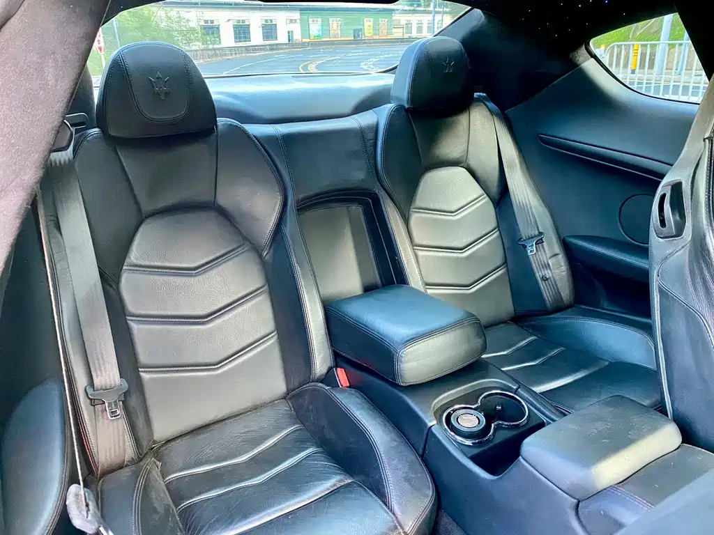 Maserati GranTurismo — миниатюра 11
