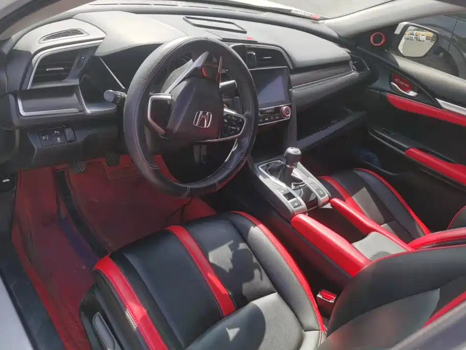 Honda Civic — миниатюра 12