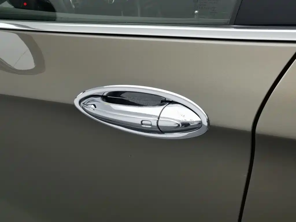 Buick Envision Plus — миниатюра 18