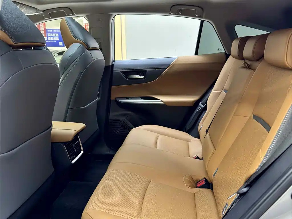 Toyota Venza — миниатюра 7