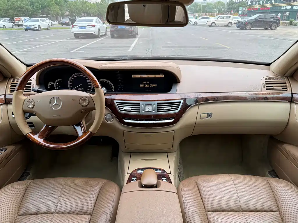 Mercedes-Benz S-Class — миниатюра 9