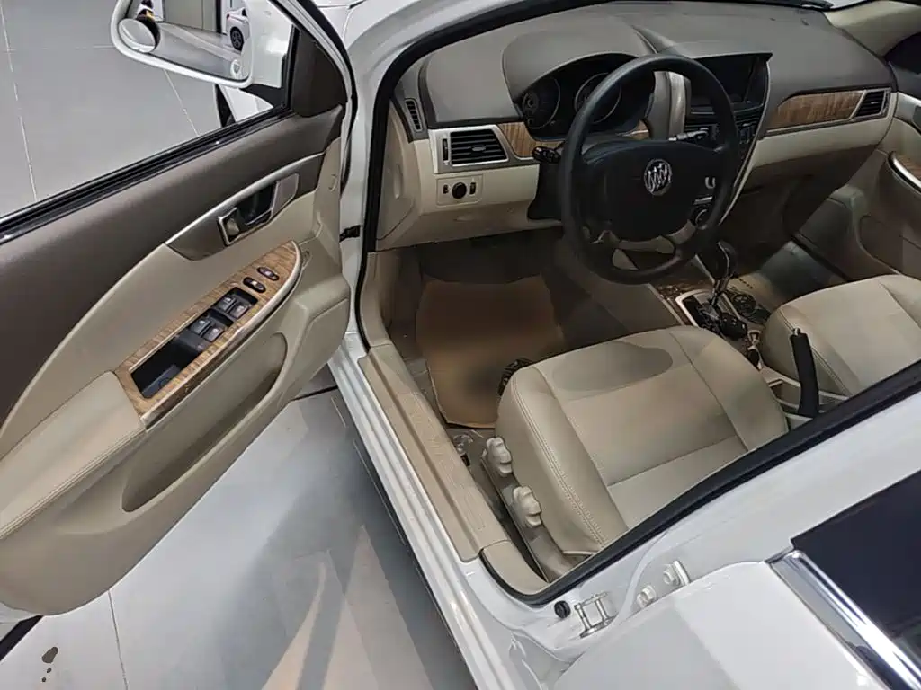 Buick Excelle — миниатюра 16