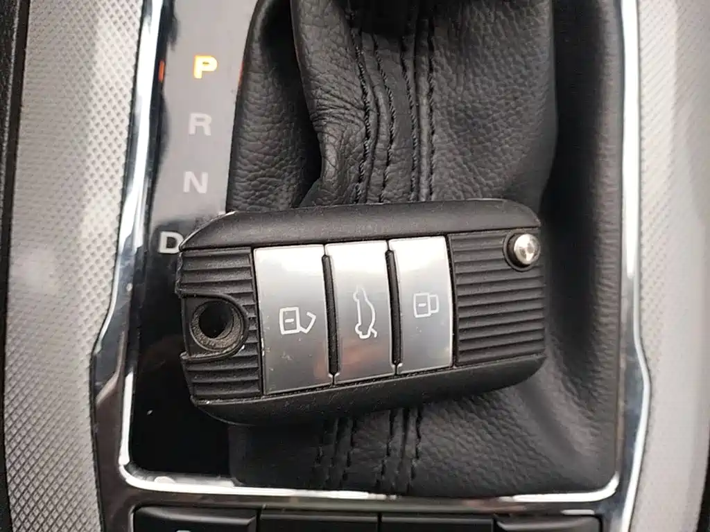 Roewe RX5 — миниатюра 9