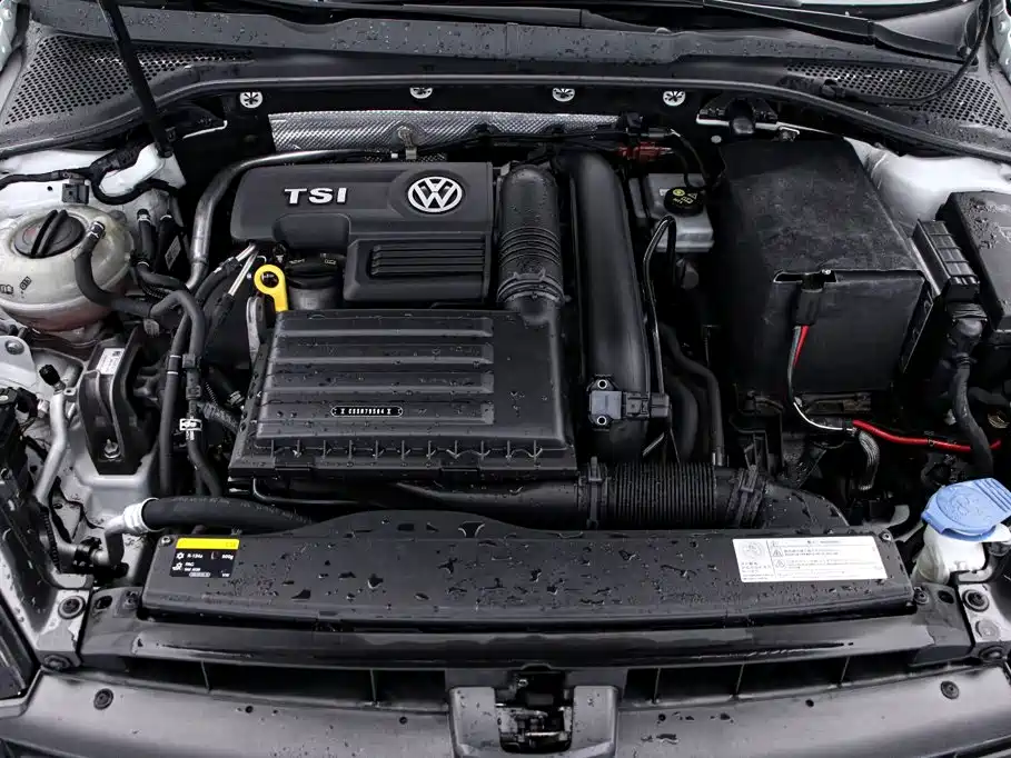 Volkswagen Golf — миниатюра 18