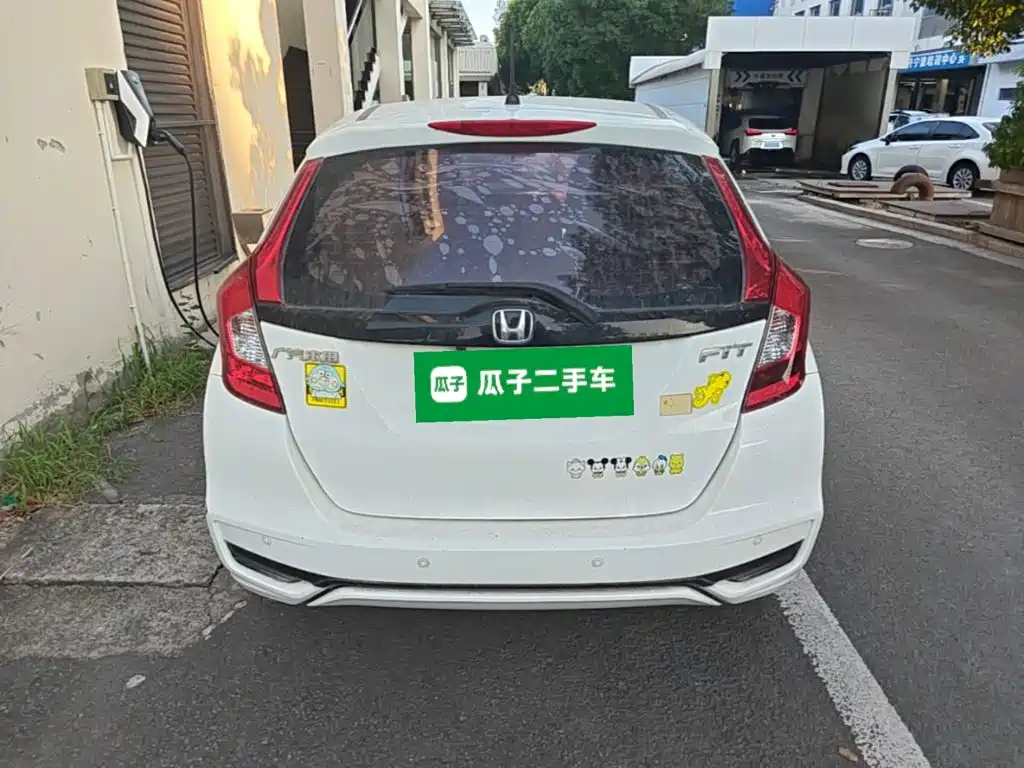Honda Fit — миниатюра 6