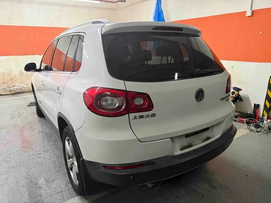 Volkswagen Tiguan — миниатюра 2