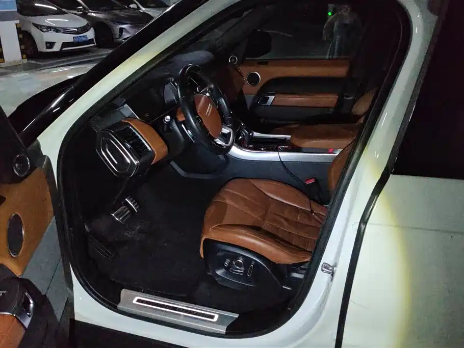 Land Rover Range Rover Sport 2017 3.0 SC V6 DYNAMIC