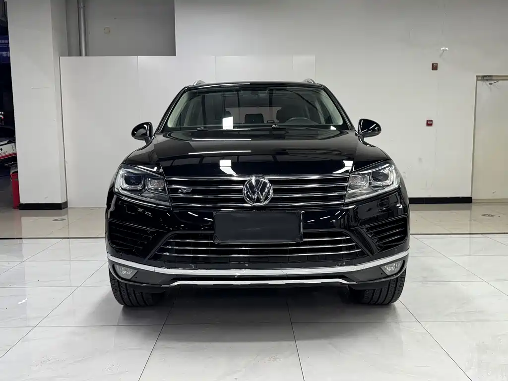 Volkswagen Touareg — миниатюра 2
