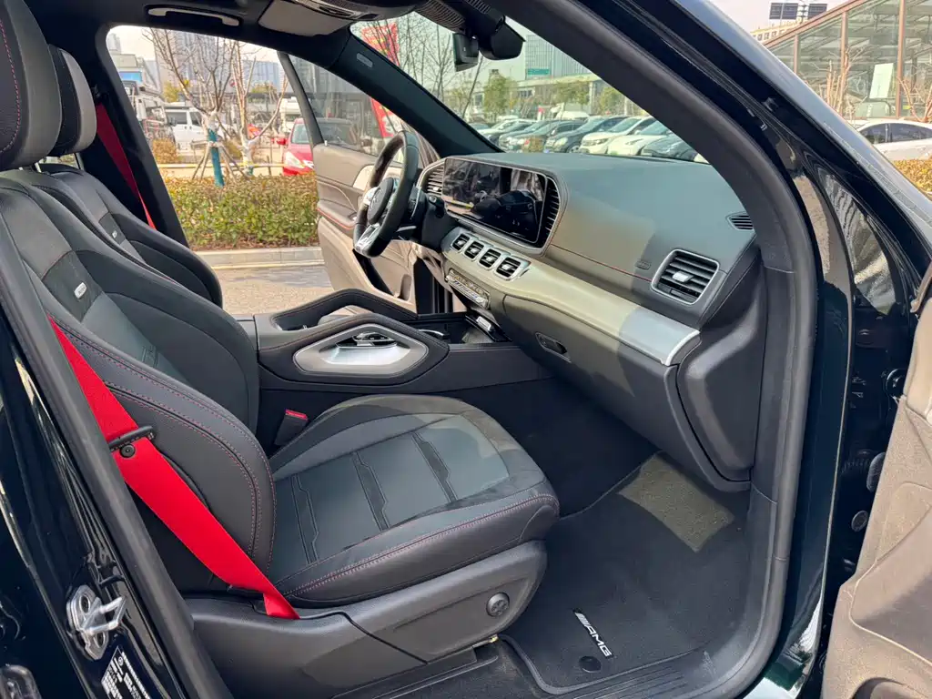 MERCEDES-BENZ GLE AMG