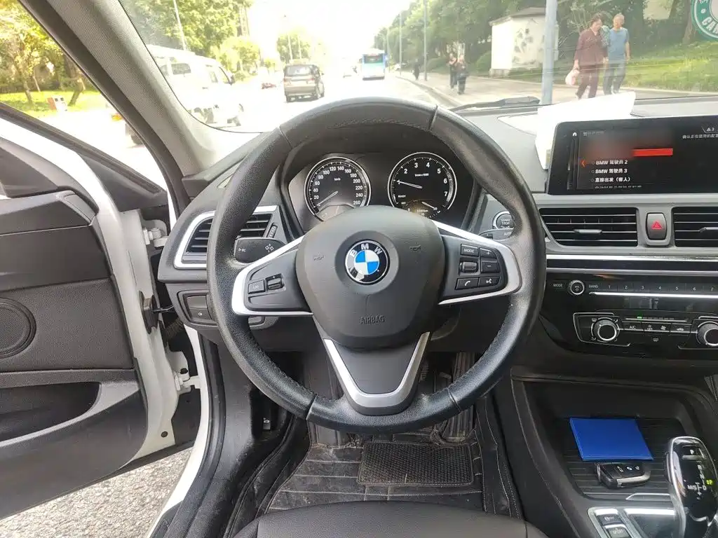 BMW 1 Series — миниатюра 11