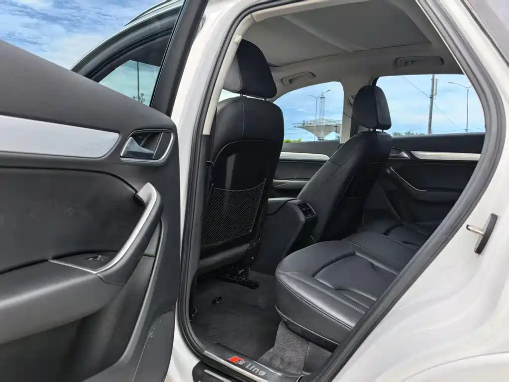 Audi Q3 2015 35 TFSI quattro