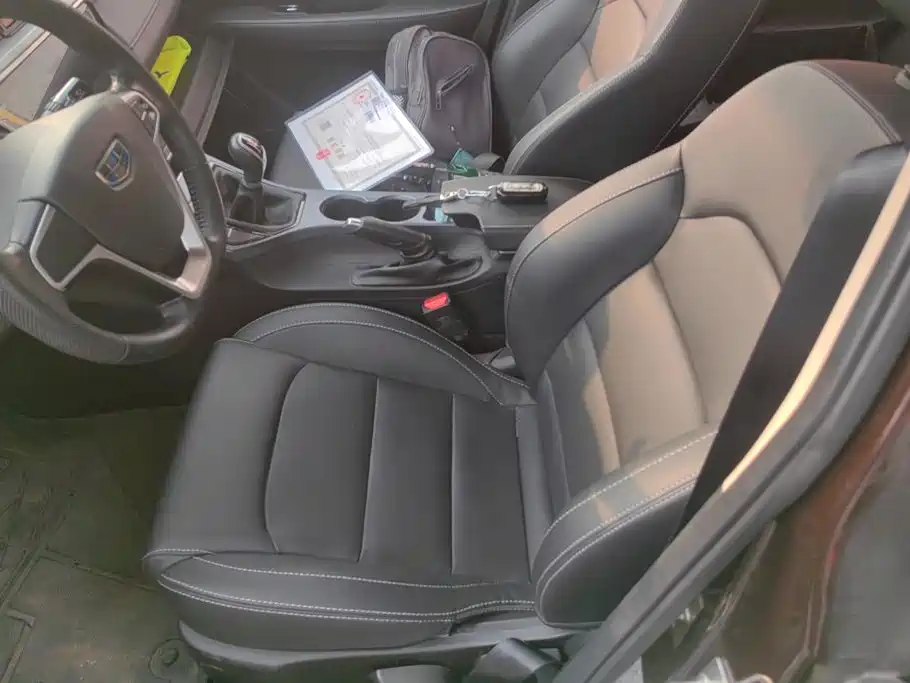 Geely Emgrand — миниатюра 9