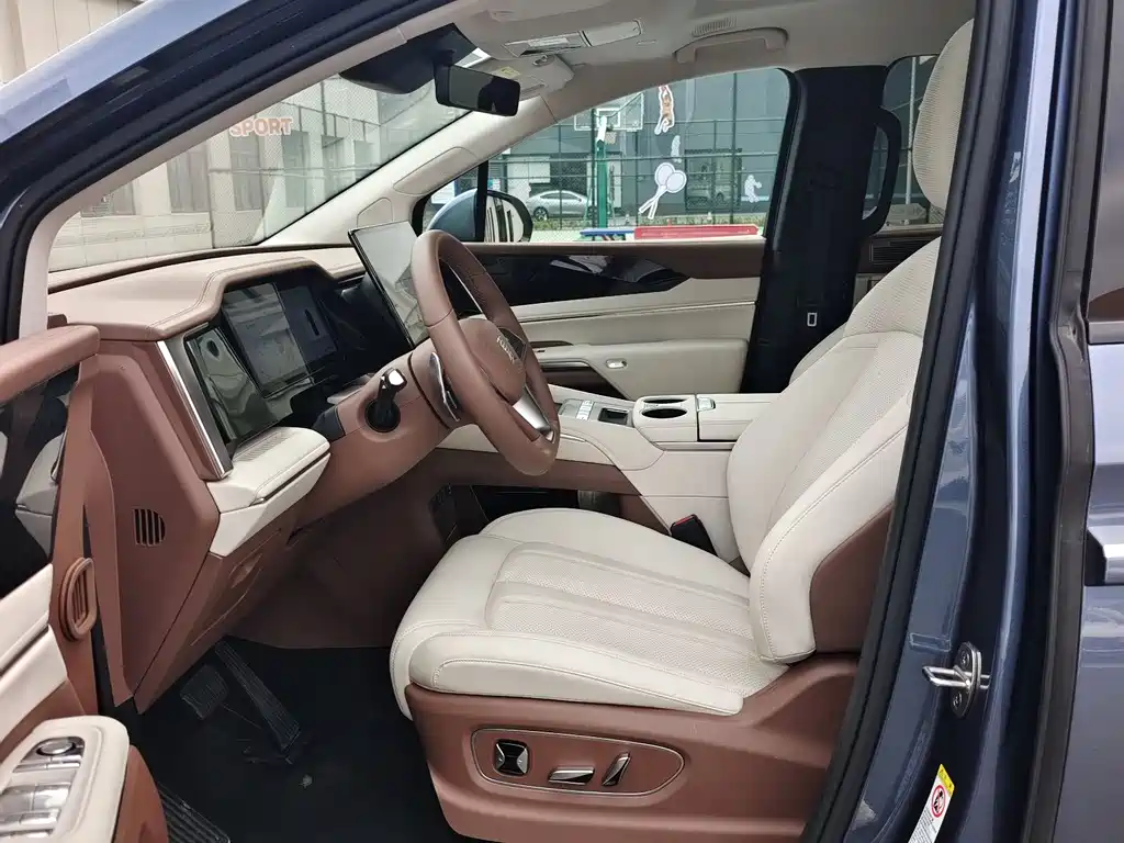 BYD Xia 2025 DM-i 1.5T 180km