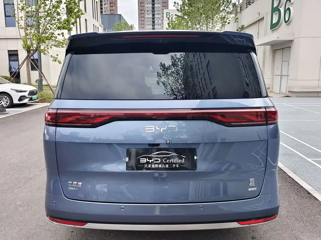 BYD Xia 2025 DM-i 1.5T 180km