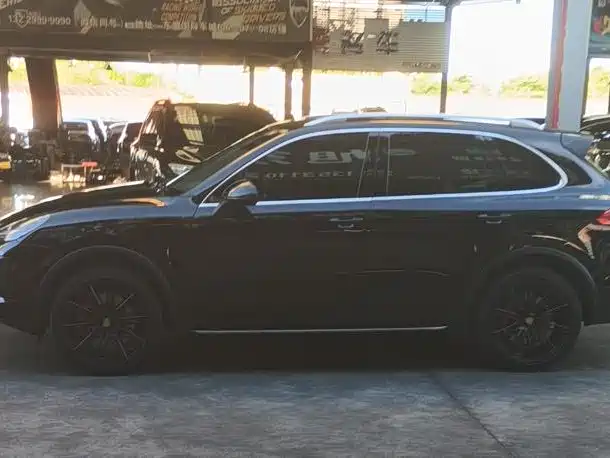 Porsche Cayenne 2015 Cayenne Turbo 4.8T