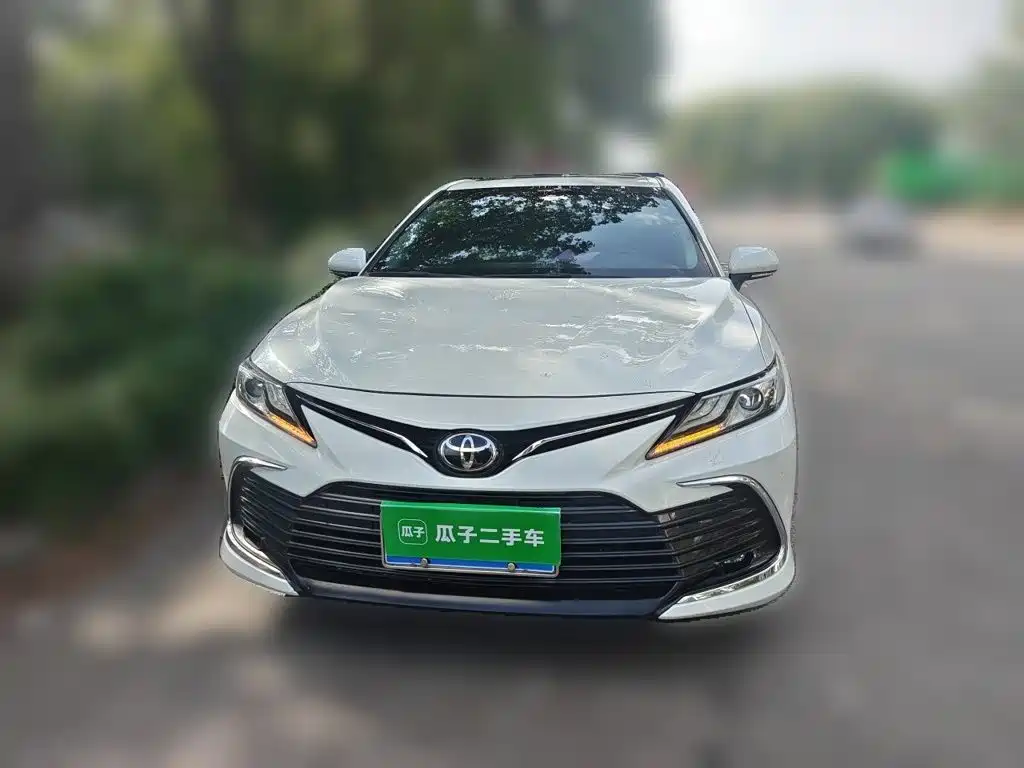 Toyota Camry — миниатюра 24