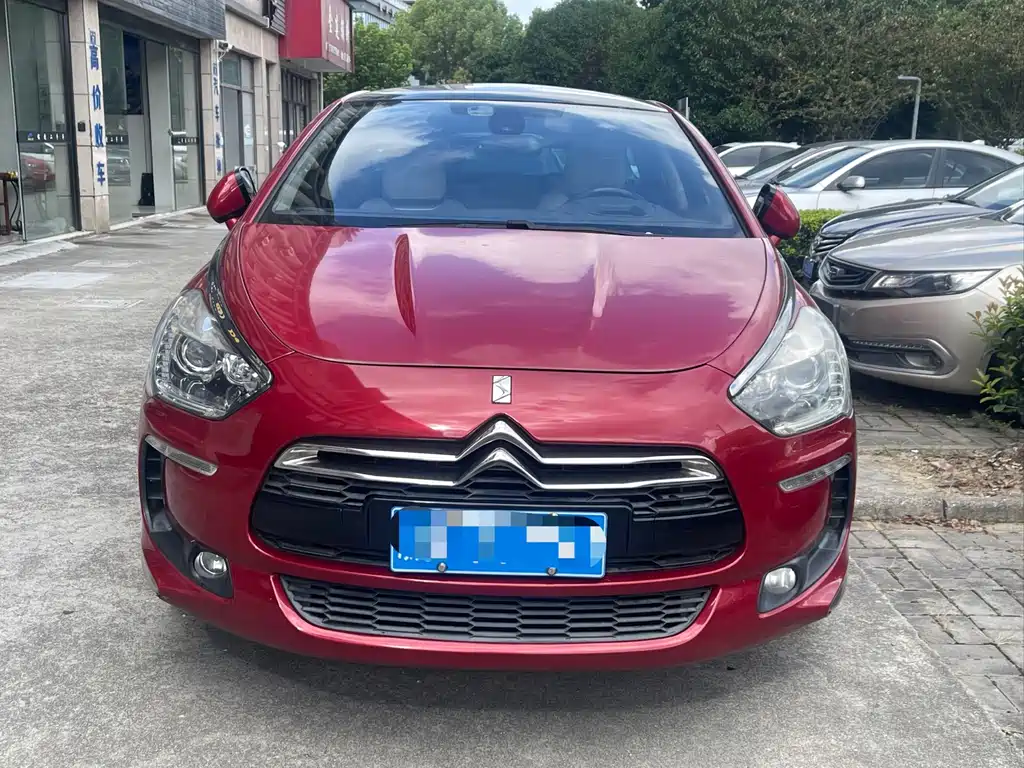 DS DS 5 — миниатюра 2