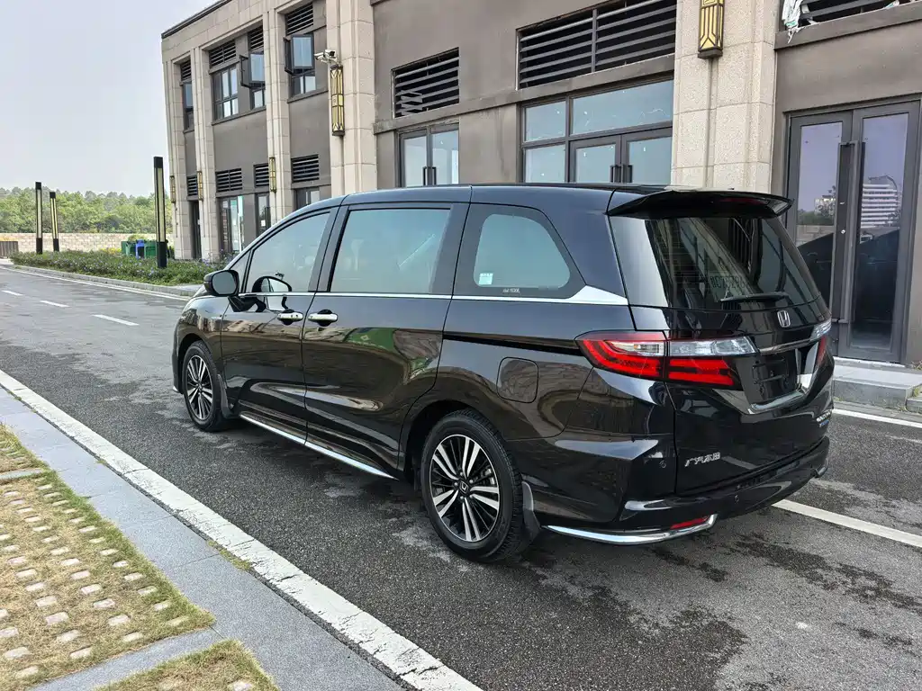 Honda Odyssey — миниатюра 6