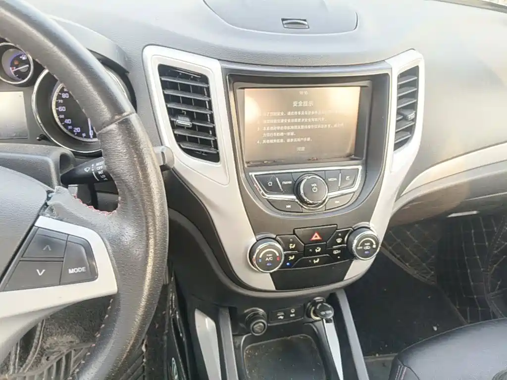 Changan CS35 — миниатюра 18