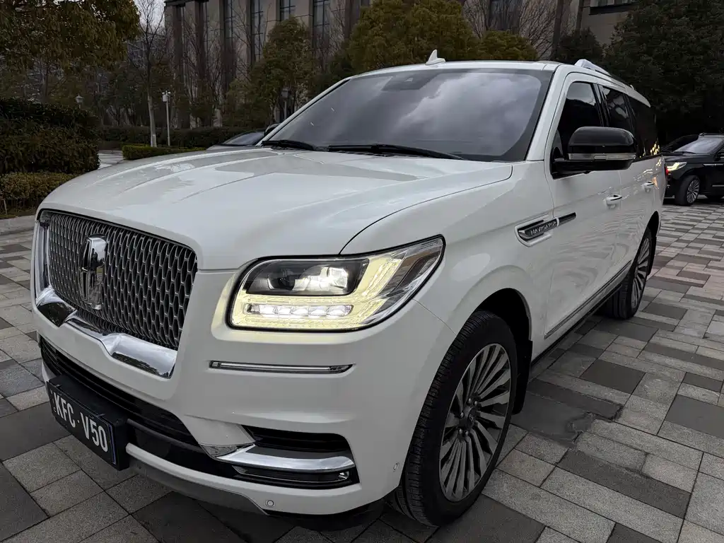 Lincoln Navigator 2020