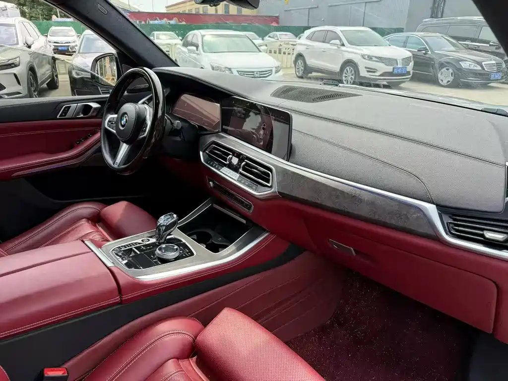 BMW X5 2020 xDrive40i M Sport