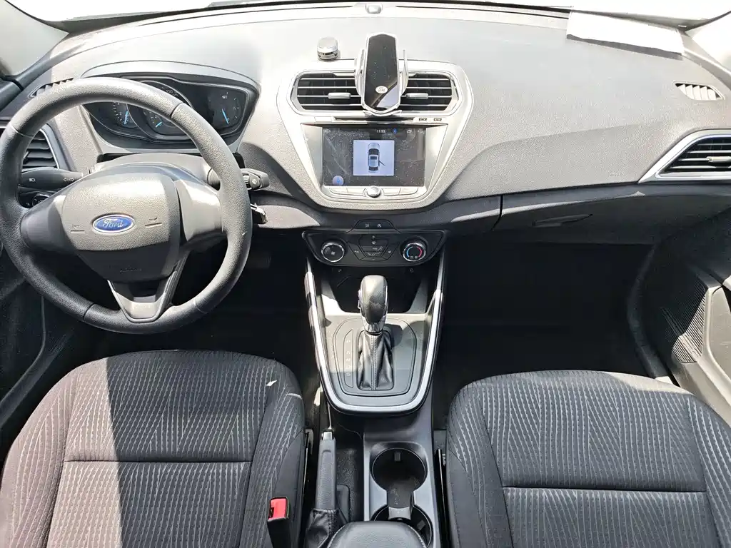 Ford Escort — миниатюра 13
