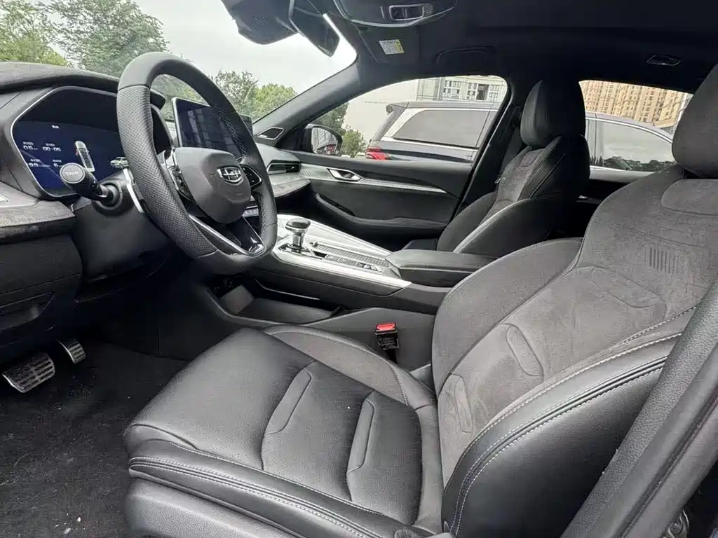 Geely Preface 2023 2.0TD Luxury