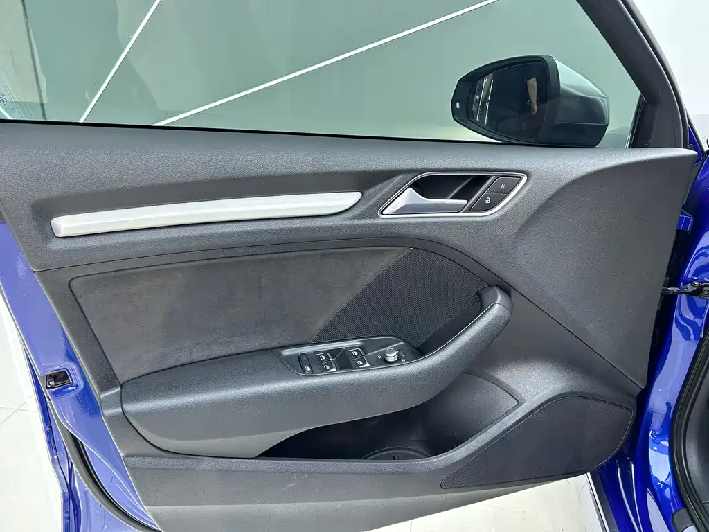 Audi S3 — миниатюра 9