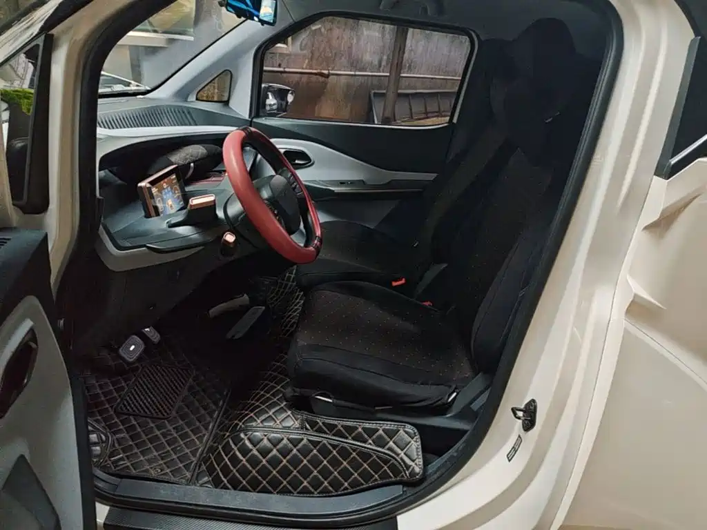 Baojun E200 — миниатюра 13