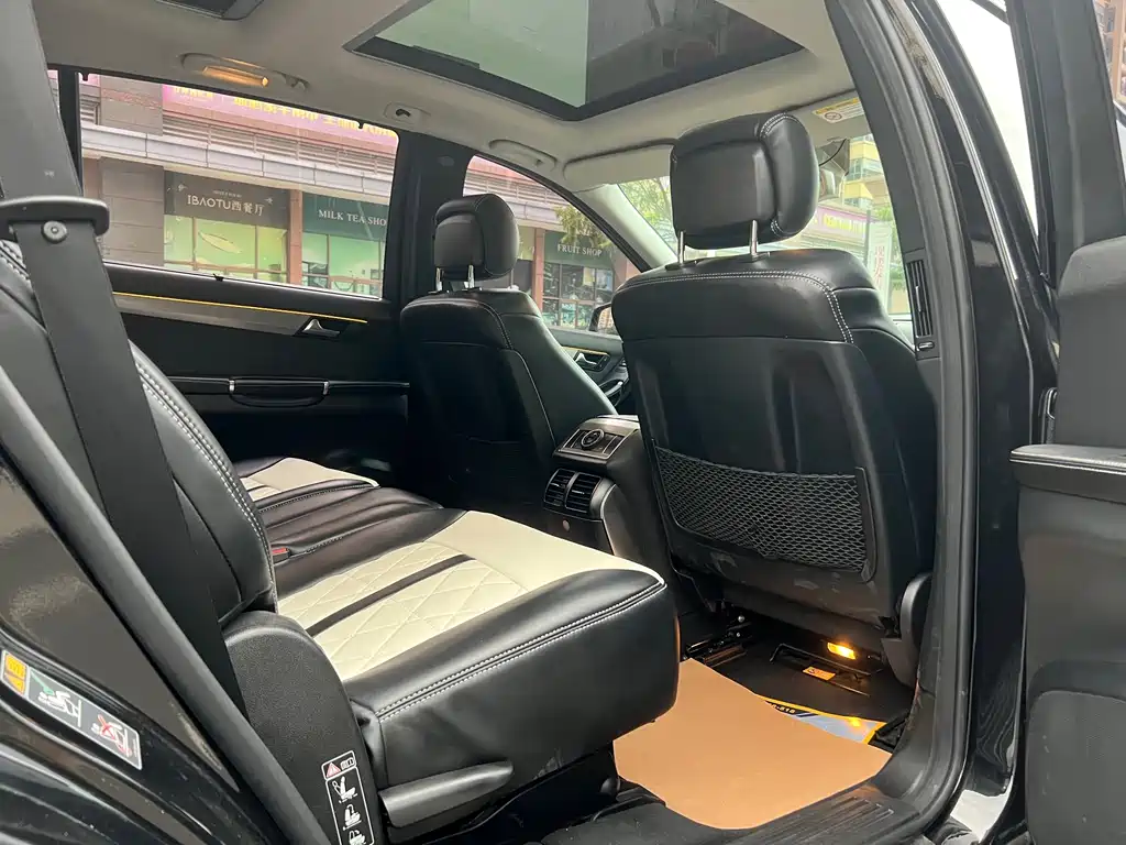 MERCEDES-BENZ R CLASS