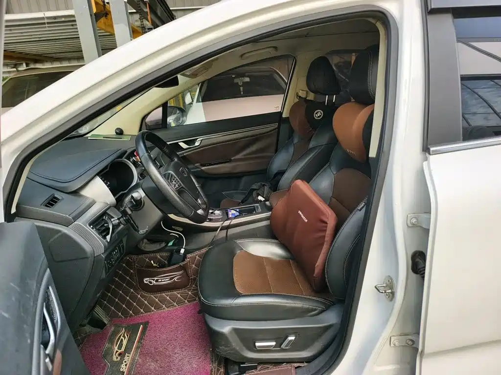 Geely Emgrand GS — миниатюра 8