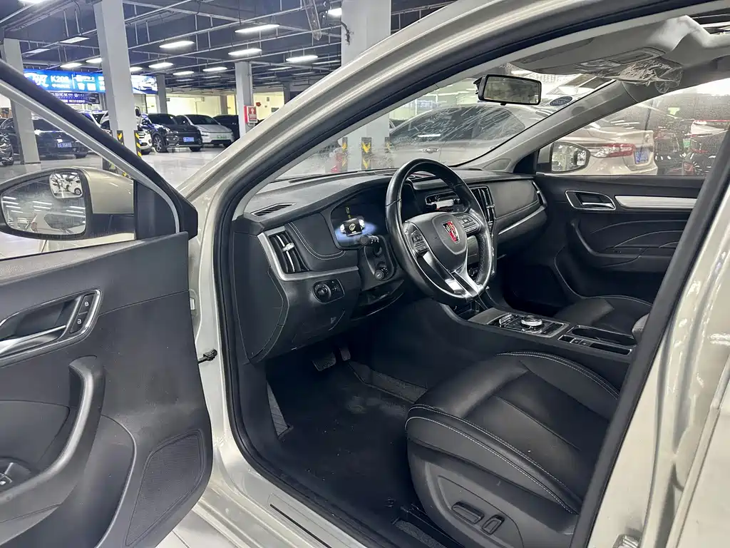 Roewe i6 New Energy — миниатюра 5