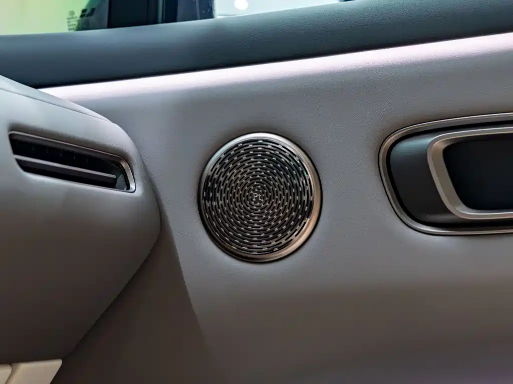 Li Auto Li i8 — миниатюра 15