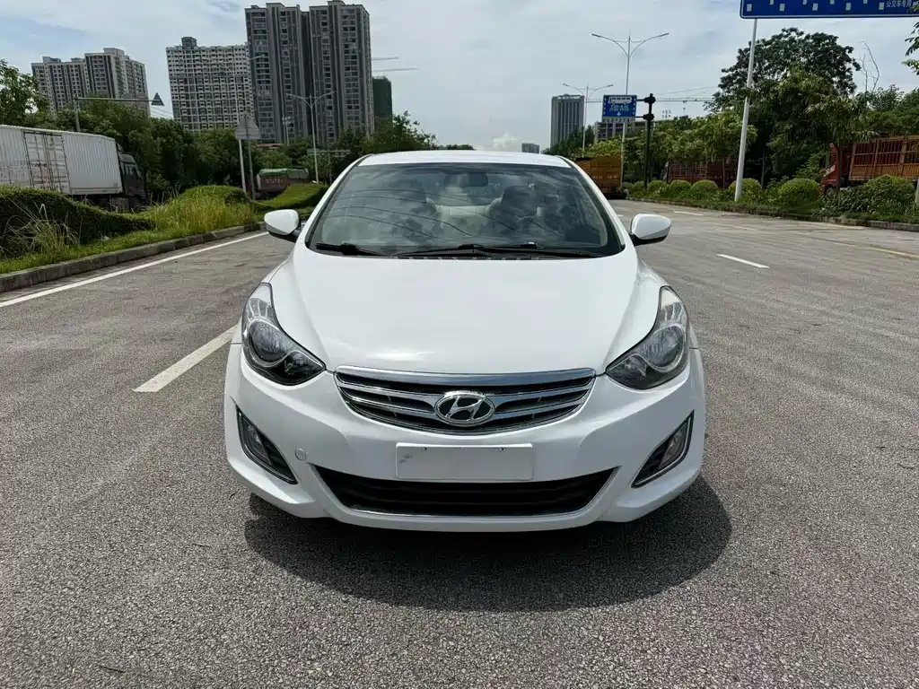 Hyundai Elantra Langdong — миниатюра 2