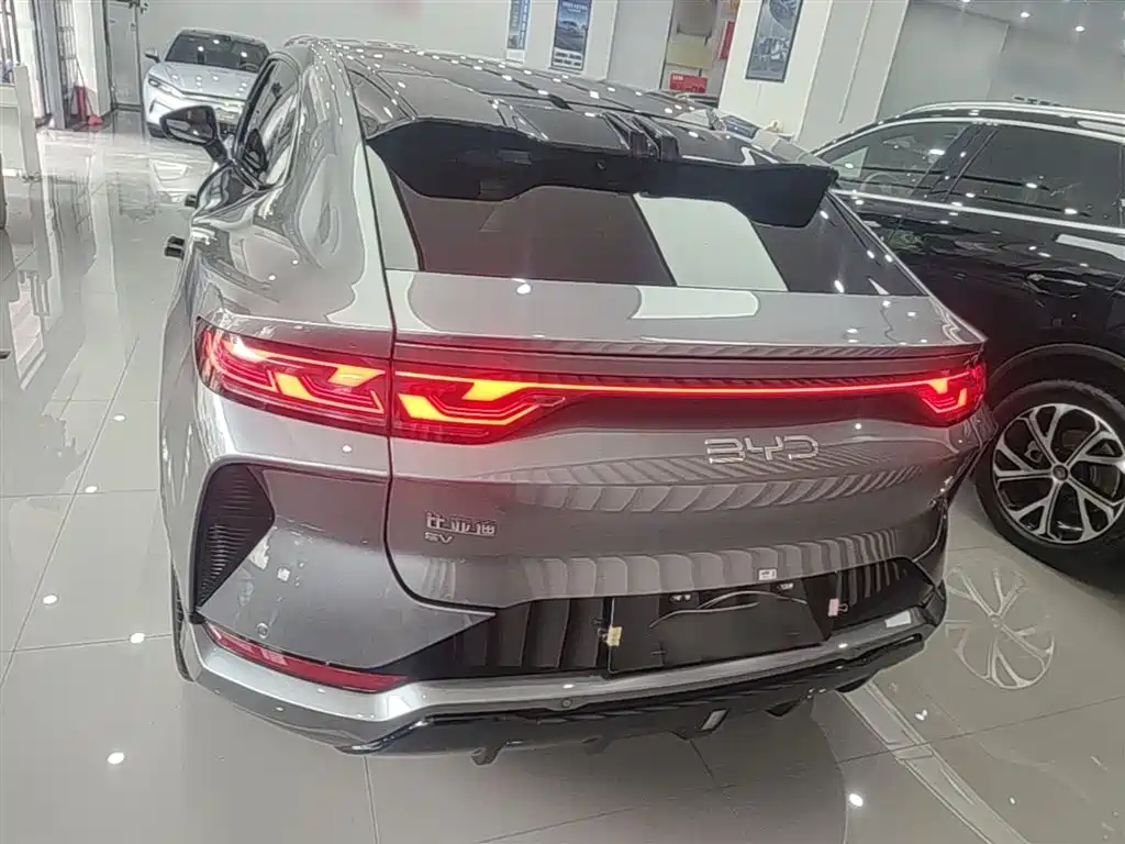 BYD Song L EV L EV 2025 Smart Drive 662km