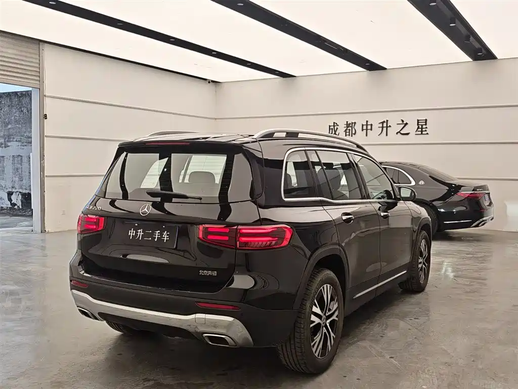 Mercedes-Benz GLB 2024 GLB 220