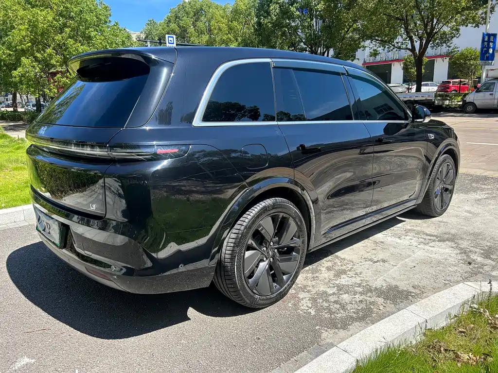Li Auto L8 2024 Pro